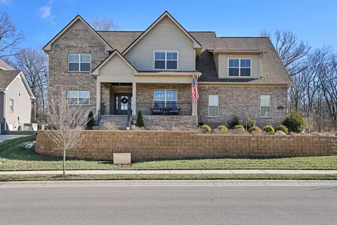 400 Yellowtail Dr, Nolensville, TN 37135