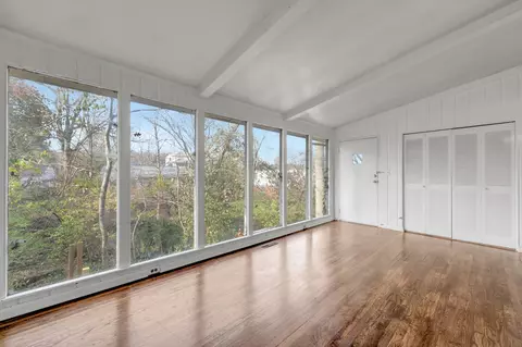 3808 Woodmont Ln, Nashville, TN 37215
