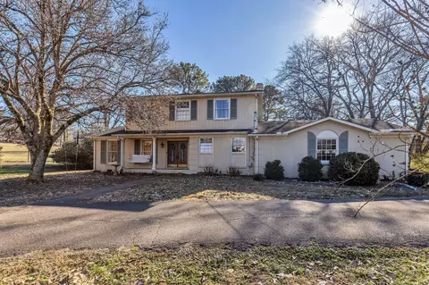 8013 Wikle Rd E, Brentwood, TN 37027