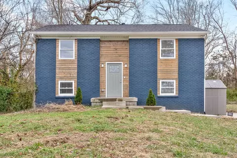 160 Airport Rd, Clarksville, TN 37042