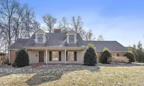 1614 Shady Crest Dr, Lebanon, TN 37087
