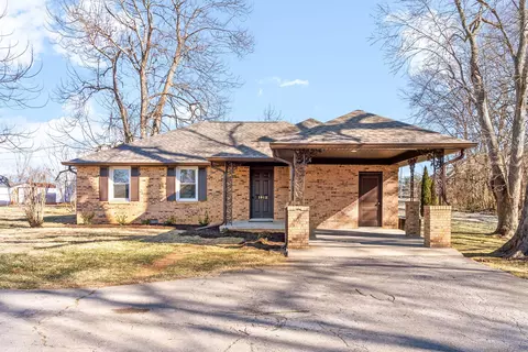 1912 Chateaugay Dr, Hopkinsville, KY 42240
