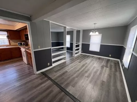 Living - 503 N 2nd St, Decherd, TN 37324 photo 1 of 2