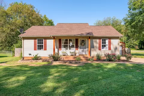 147 Smith Rd, Portland, TN 37148