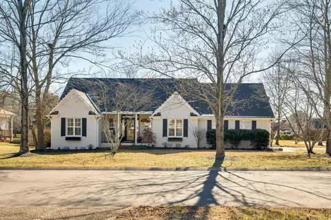 2584 Milton Ln, Thompsons Station, TN 37179