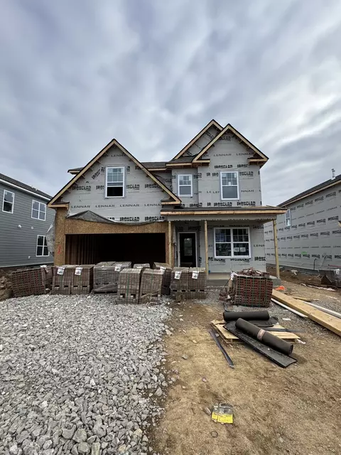 2705 Serene Valley Trl, Columbia, TN 38401