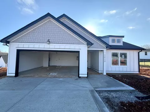 1018 Northside Dr, Dickson, TN 37055