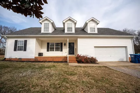 113 Sara Dilton Rd, Murfreesboro, TN 37127