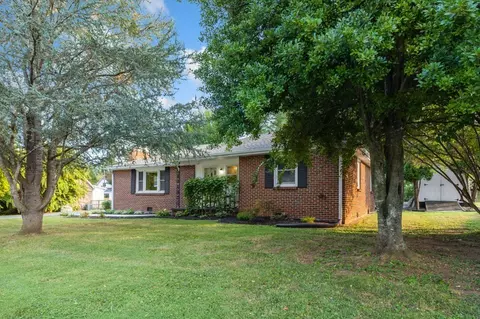 207 Ross Ave, Mcminnville, TN 37110