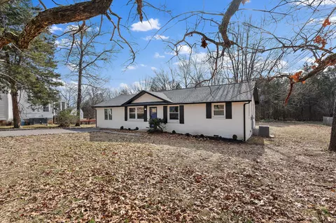1808 Mars St, La Vergne, TN 37086