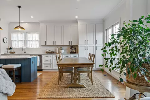 Kitchen - 129 Wise Rd, Franklin, TN 37064 photo 7 of 9