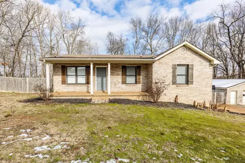 962 Woodhaven Rd, Lyles, TN 37098