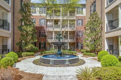 311 Seven Springs Way #201, Brentwood, TN 37027