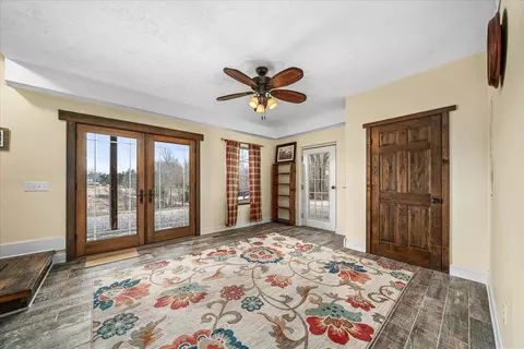Entry Way - 334 Farmer Rd, Quebeck, TN 38579 photo 2 of 2