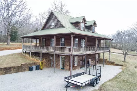 Exterior - 334 Farmer Rd, Quebeck, TN 38579 photo 4 of 18