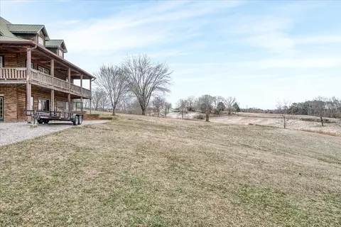 Exterior - 334 Farmer Rd, Quebeck, TN 38579 photo 6 of 18