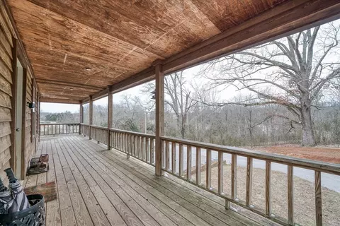 Exterior - 334 Farmer Rd, Quebeck, TN 38579 photo 12 of 18