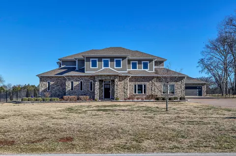 8200 Mona Rd, Murfreesboro, TN 37129