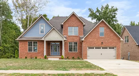 149 Cottage Ln, Clarksville, TN 37043
