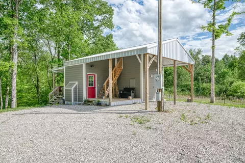 2361 Cookeville Hwy, Livingston, TN 38570