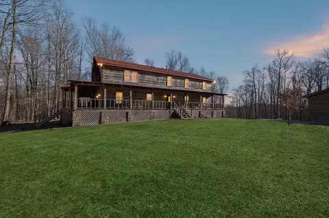 426 Fern Gully Ln, Manchester, TN 37355