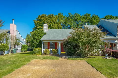 6761 Hickory Creek Rd, Chattanooga, TN 37421