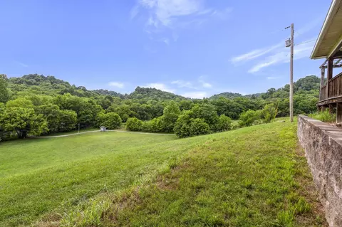 1184 Poor House Rd, Lewisburg, TN 37091