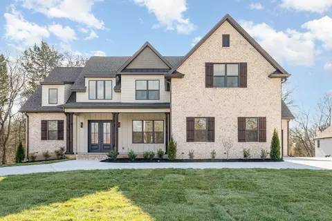 1025 Emerald Valley Dr, Castalian Springs, TN 37031