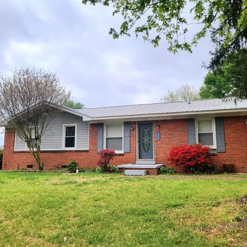 506 Cecil St, Lawrenceburg, TN 38464