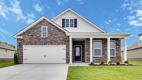2016 Live Oak Dr, White House, TN 37188