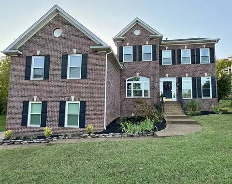 300 Summerwood Ln, Nashville, TN 37221
