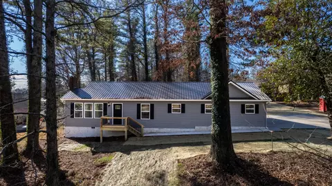 2111 Georgetown Rd NW, Cleveland, TN 37311