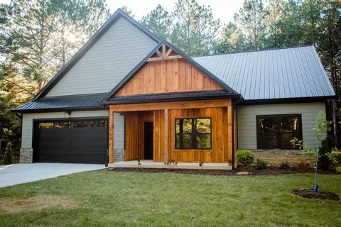 155 White Water Run Ln, Ocoee, TN 37361