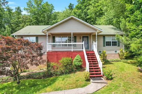 143 Oak Hill Ct NE, Cleveland, TN 37323