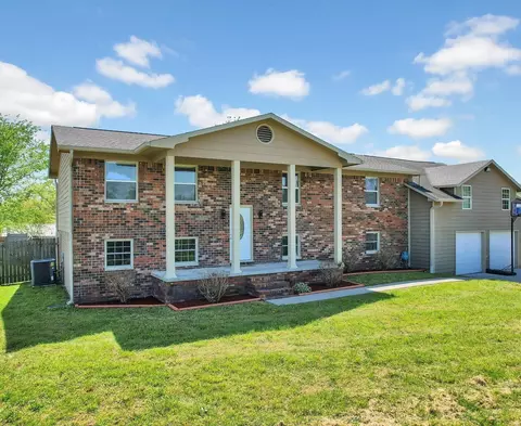 1650 Falcon Dr SE, Cleveland, TN 37323