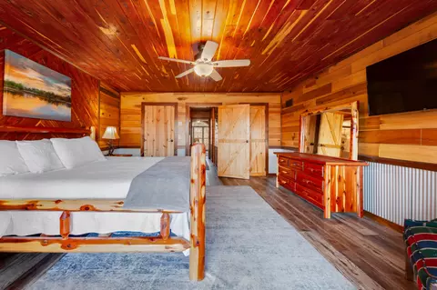 Bedroom - 34 Railroad Rd, Westpoint, TN 38486 photo 6 of 12
