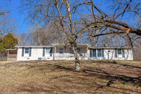 1060 Due West Ave N, Madison, TN 37115