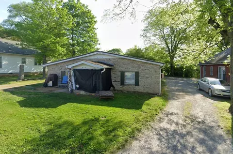 327 Cemetery Ave, Gallatin, TN 37066