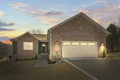 1001 Madalyn Way, Portland, TN 37148