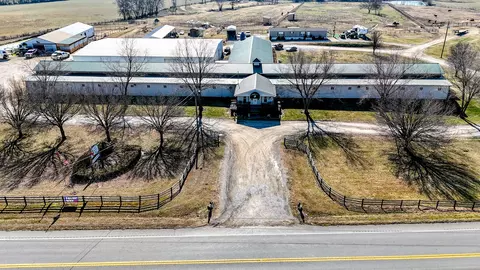 1145 Highway 64 W, Shelbyville, TN 37160