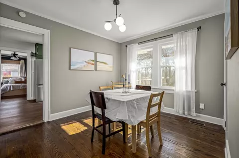 Dining - 711 Sunset Ave, Murfreesboro, TN 37129 photo 2 of 2