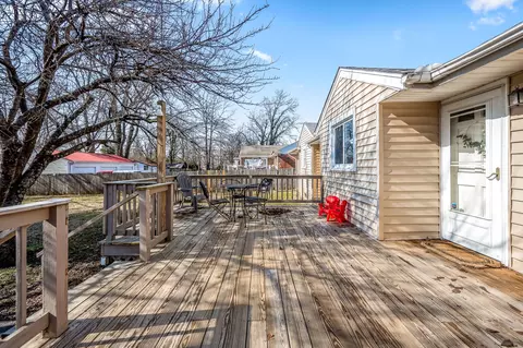 Exterior - 711 Sunset Ave, Murfreesboro, TN 37129 photo 3 of 12