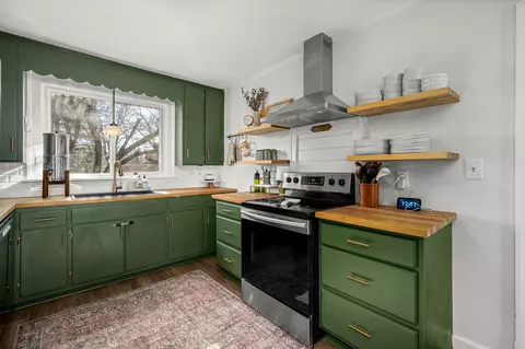 Kitchen - 711 Sunset Ave, Murfreesboro, TN 37129 photo 3 of 5