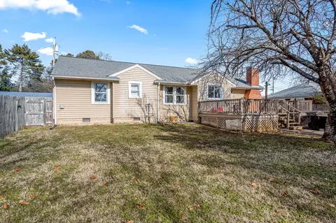 Exterior - 711 Sunset Ave, Murfreesboro, TN 37129 photo 5 of 12