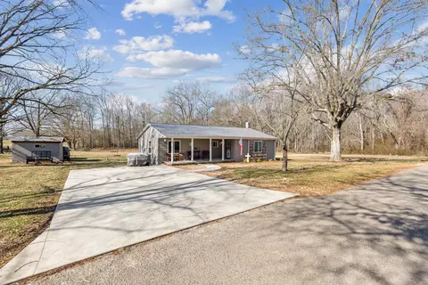 376 Cope Rd, Morrison, TN 37357 photo 2