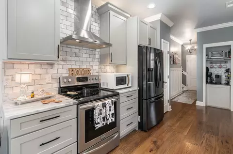 Kitchen - 7841 Pinecrest Ct, Fairview, TN 37062 photo 1 of 2