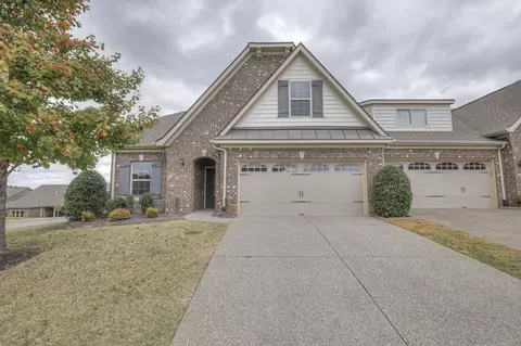1371 Whispering Oaks Dr, Lebanon, TN 37090