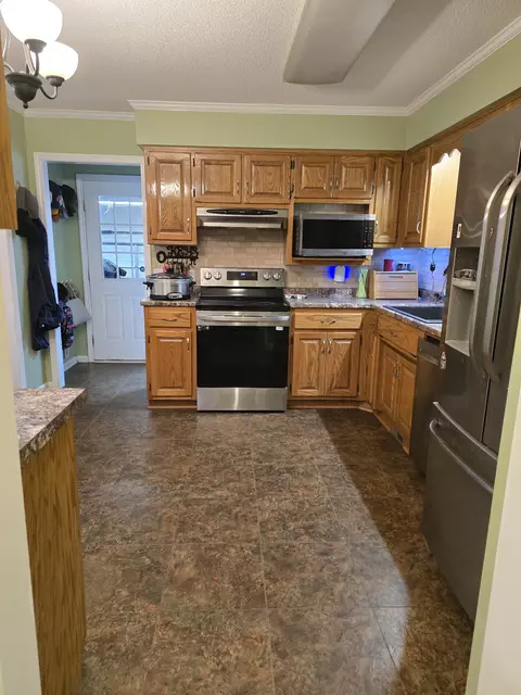 Kitchen - 2487 Blue Spring Rd, Decherd, TN 37324 photo 2 of 2