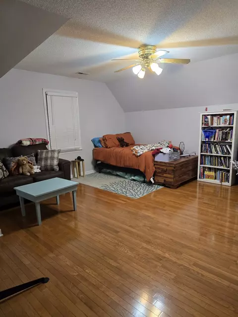 Bedroom - 2487 Blue Spring Rd, Decherd, TN 37324 photo 2 of 4