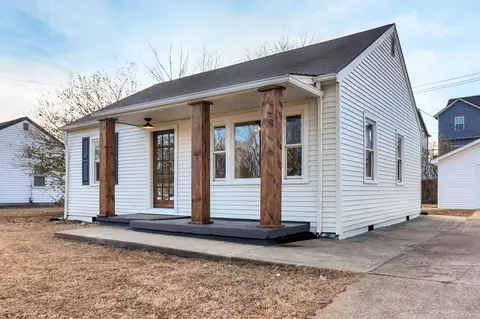 408 Highland Cir, Clarksville, TN 37043